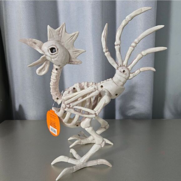 Lot of two Halloween Skeleton Rooster Prop Animal Bone Halloween Decoration